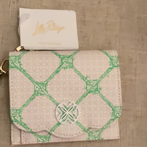Lilly Pulitzer White and Green Card Holder with Pearl Chain, Key Holder - Picture 2 of 9